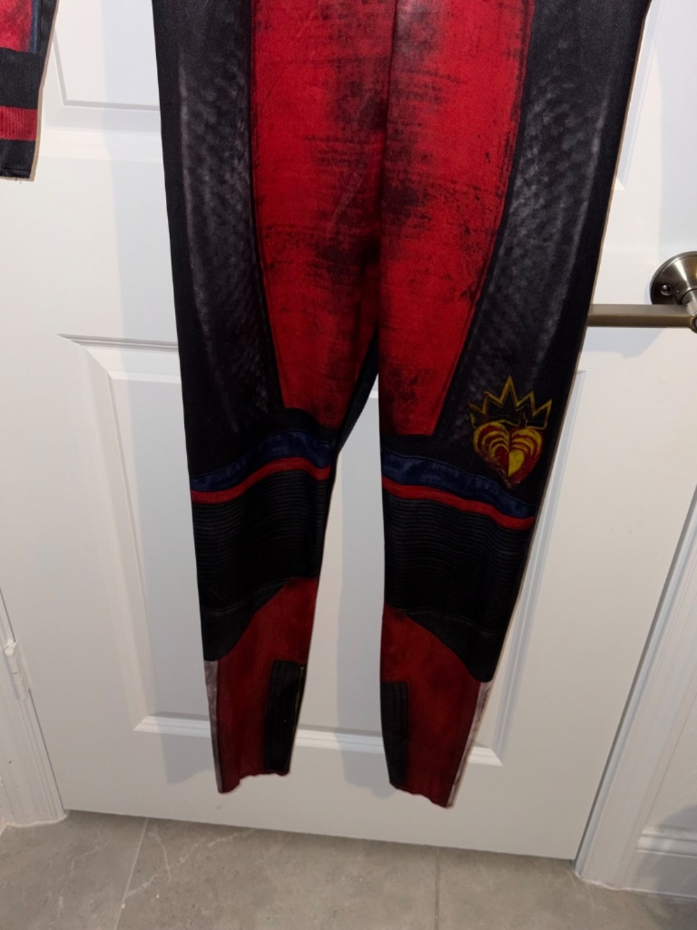 Disney The Descendants 3 Evie Jumpsuit Deluxe Halloween Costume Size XL (14-16) - Picture 2 of 6